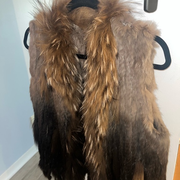 Rabbit Fur Vest - Picture 2 of 3